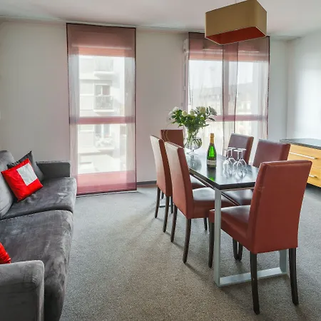 斯特拉斯堡威尔逊拉格朗日公寓式酒店 4* 斯特拉斯堡