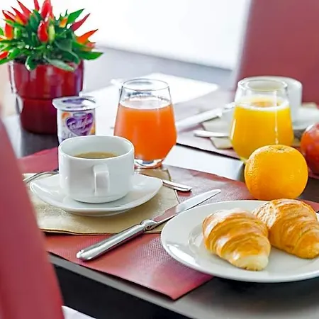 Hotel apartamentowy Lagrange Wilson 4*